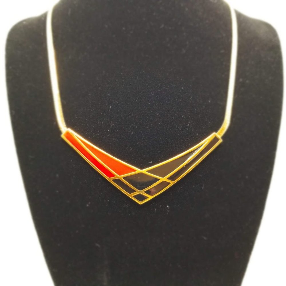 Avon Vintage 80's Red and Black Enamel Boomerang Chevron Necklace